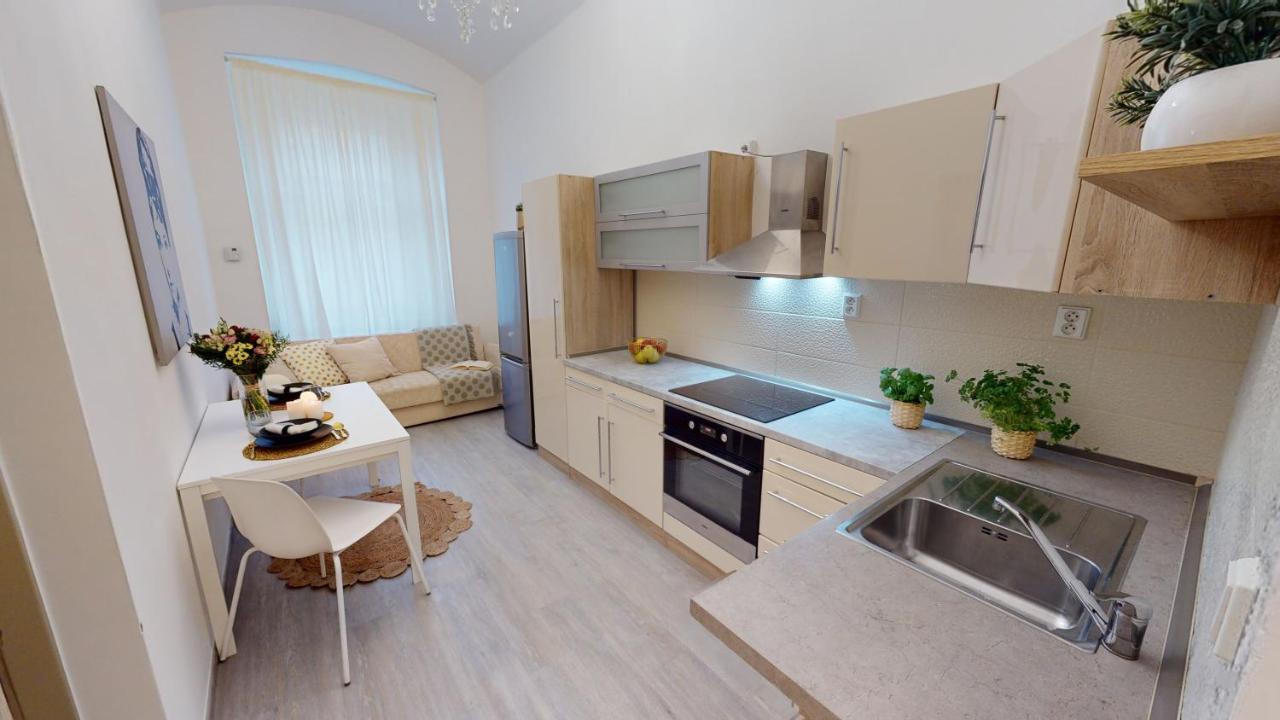 Viaducto De Karlin - Aparment Leilighet Praha Eksteriør bilde